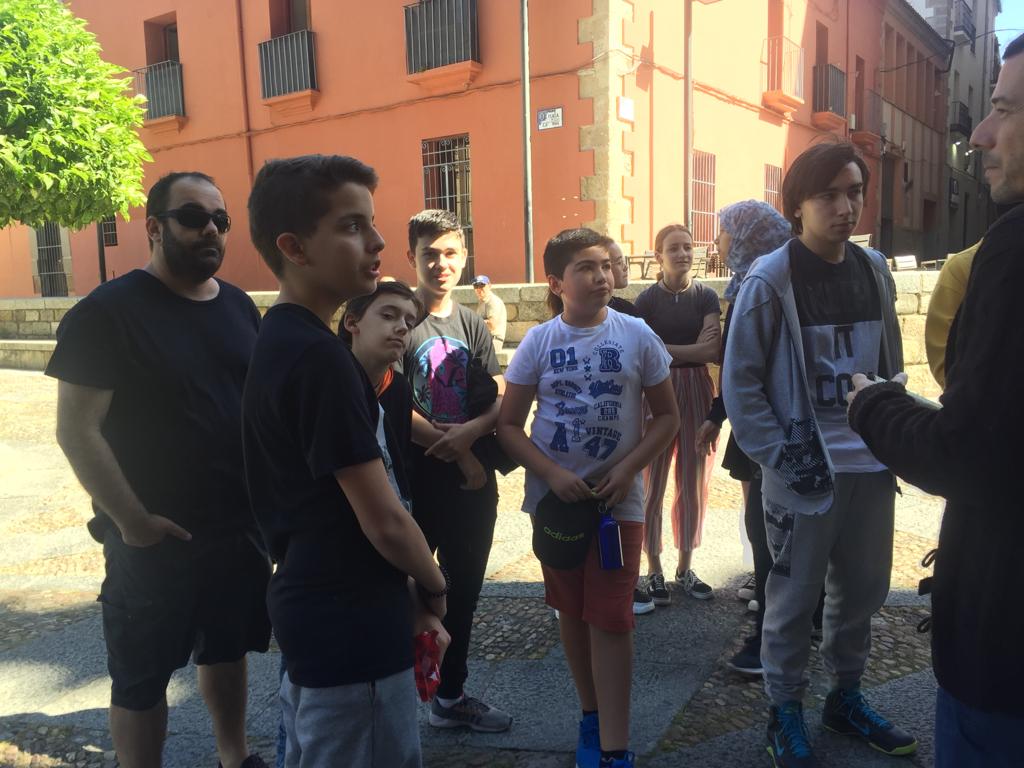 tour 01