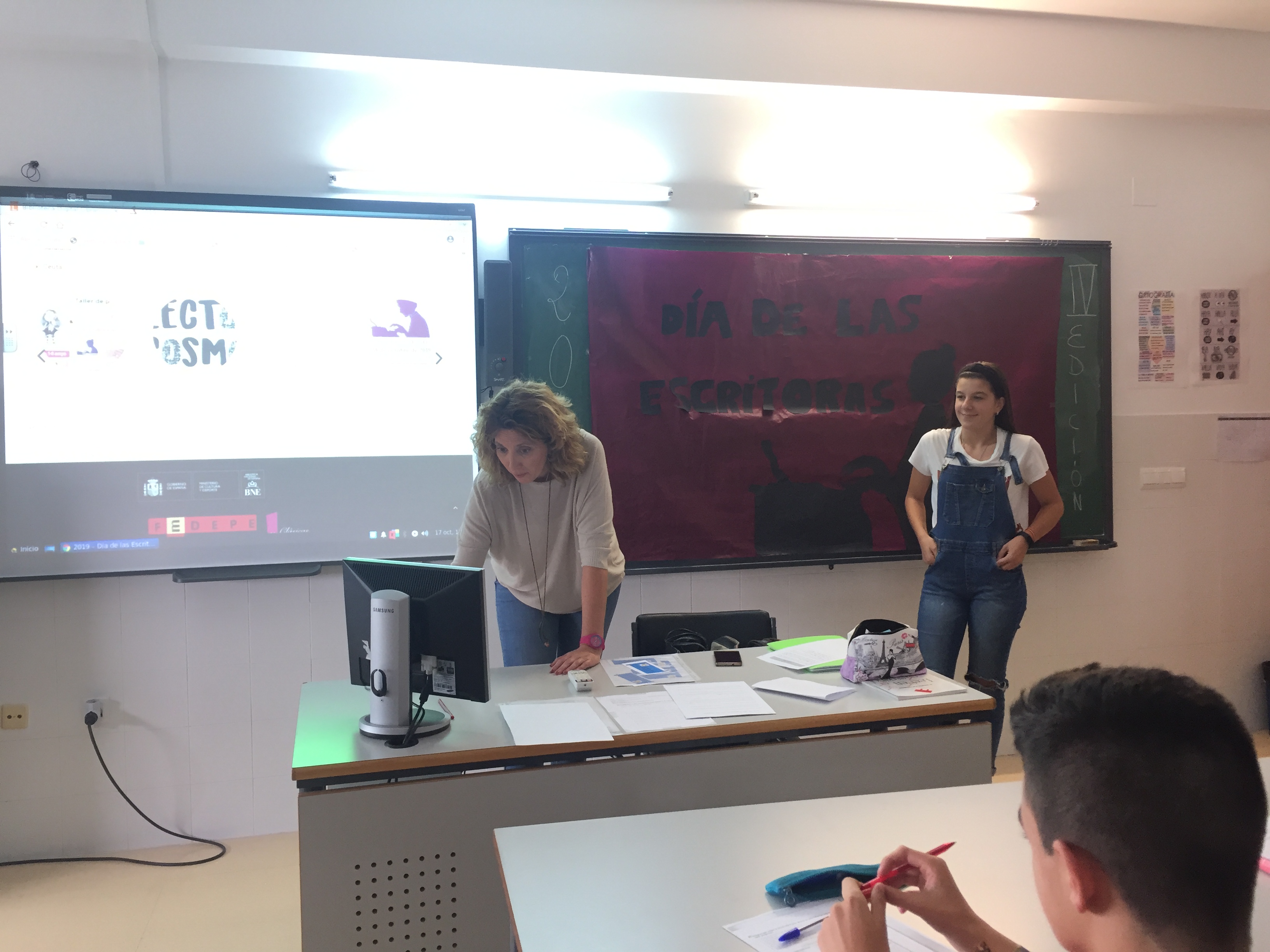 DÍA DE LAS ESCRITORAS
