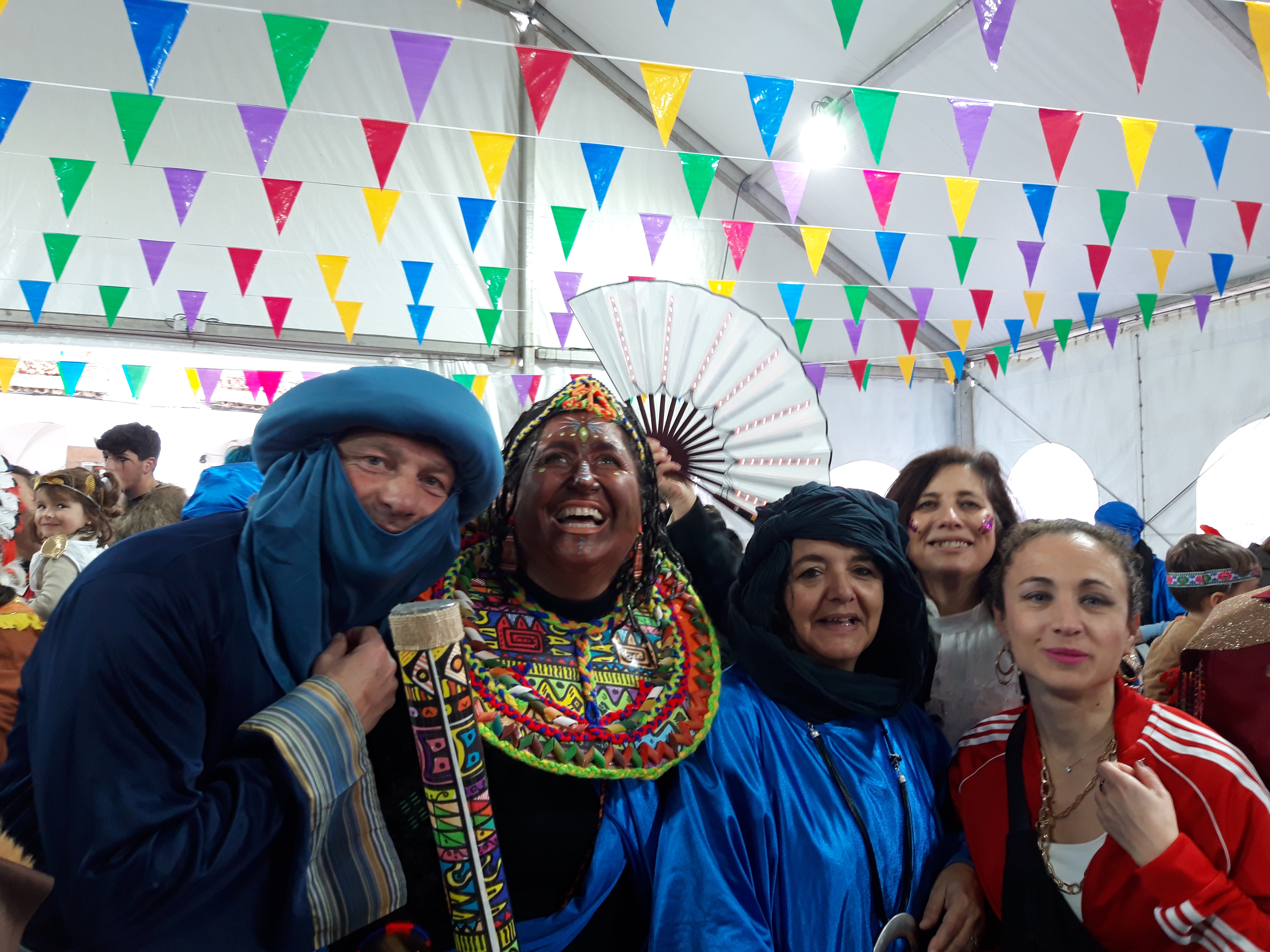 12 Carnaval 2425