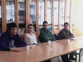 21 universitarios3 320px