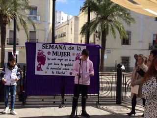 19 mujer 3