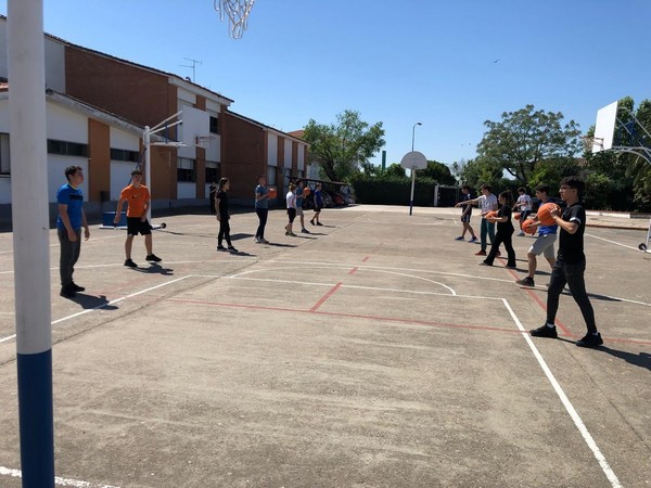 29 baloncesto 01