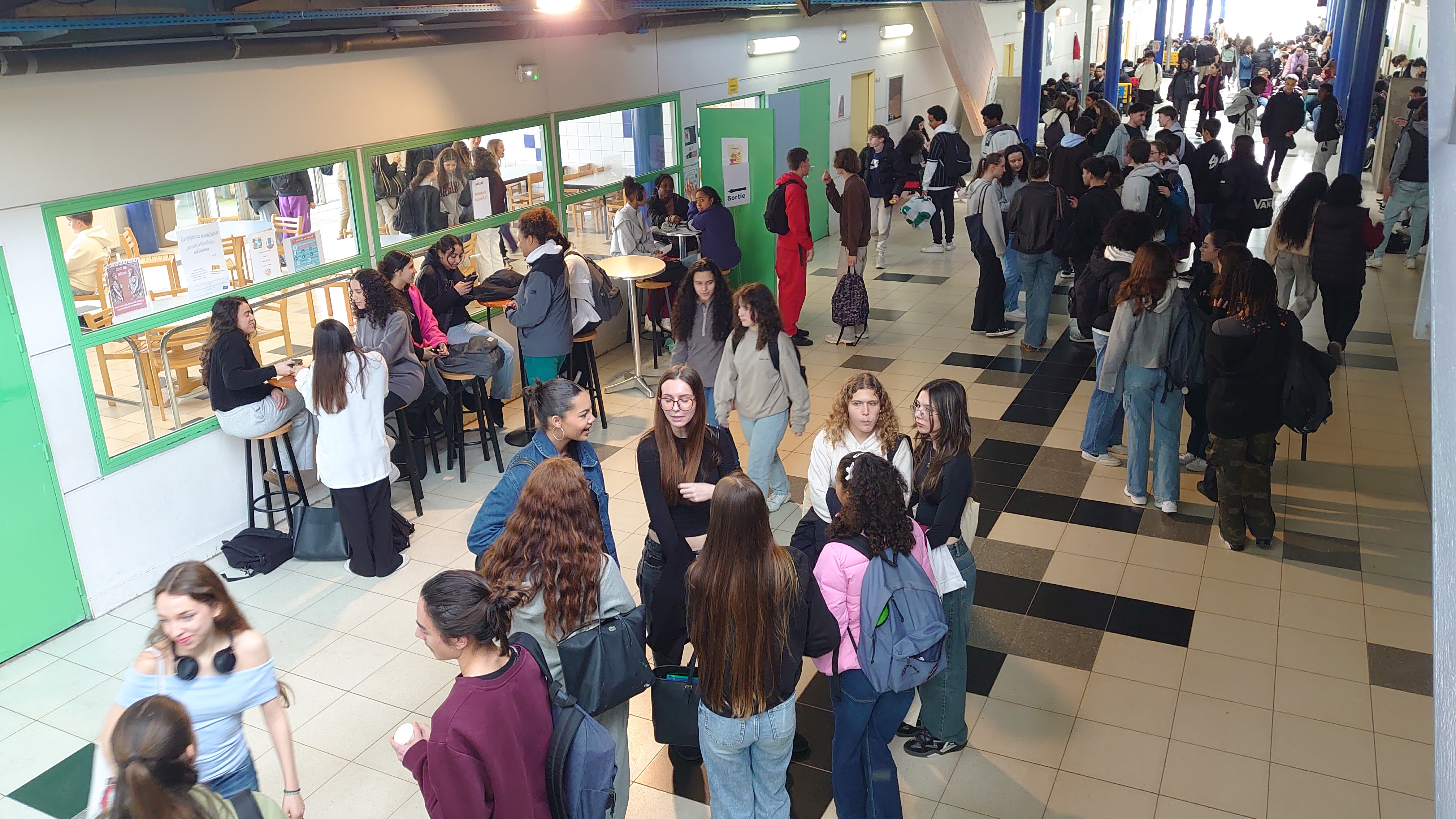 LYCEE CHARLES DE GAULLE DE POISSY