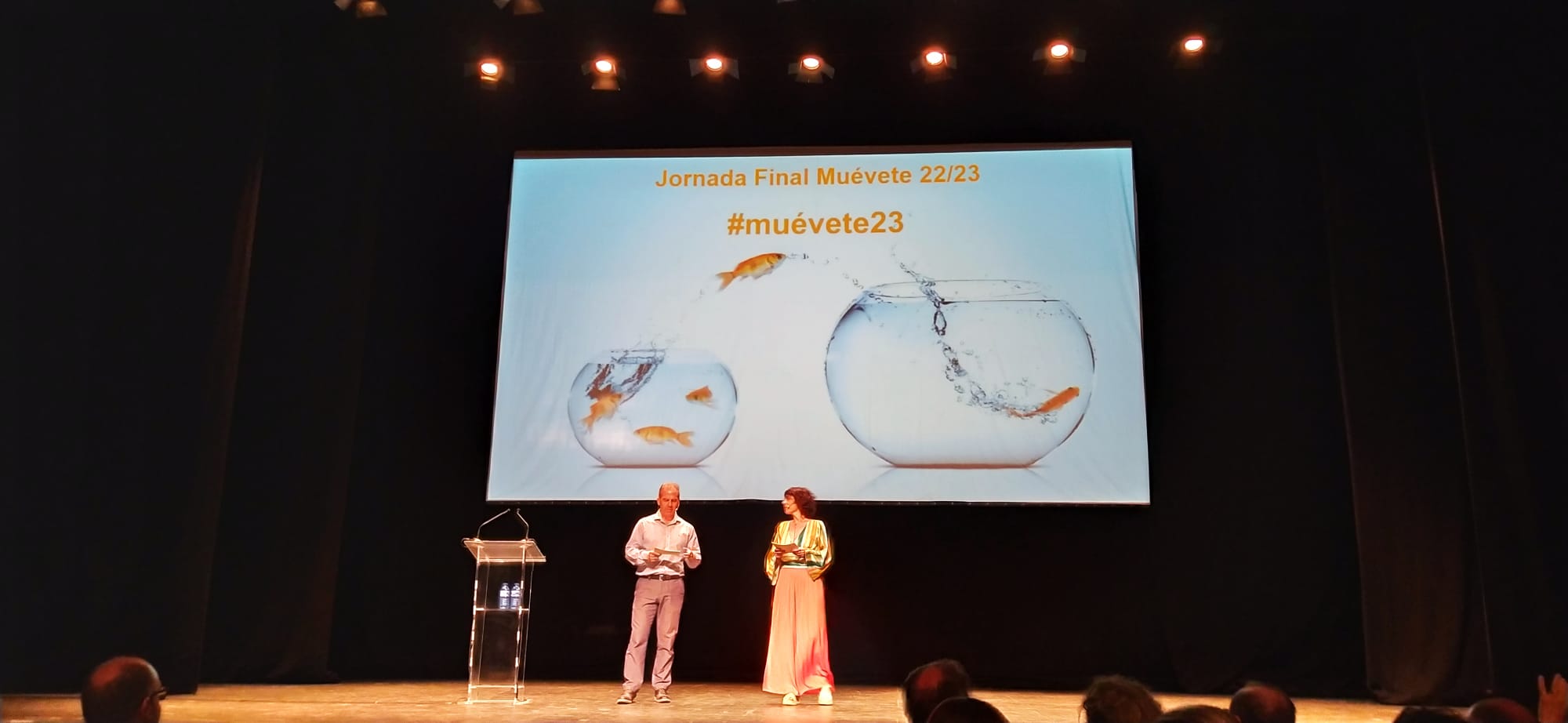 muevete8
