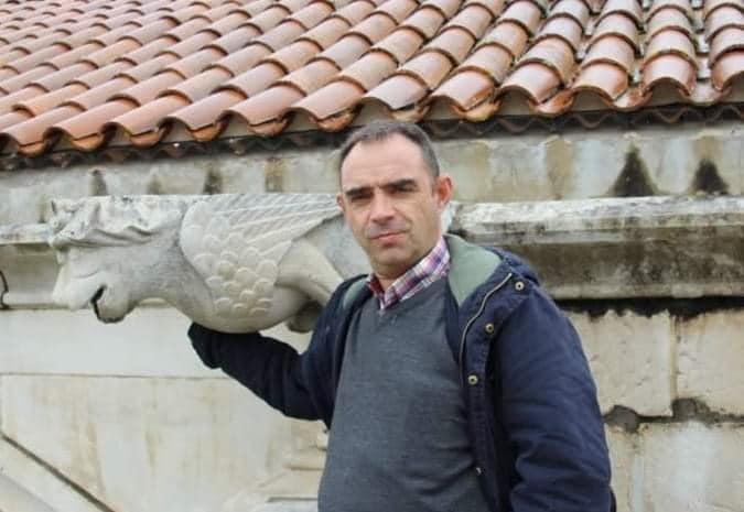 Con gárgola Batalha
